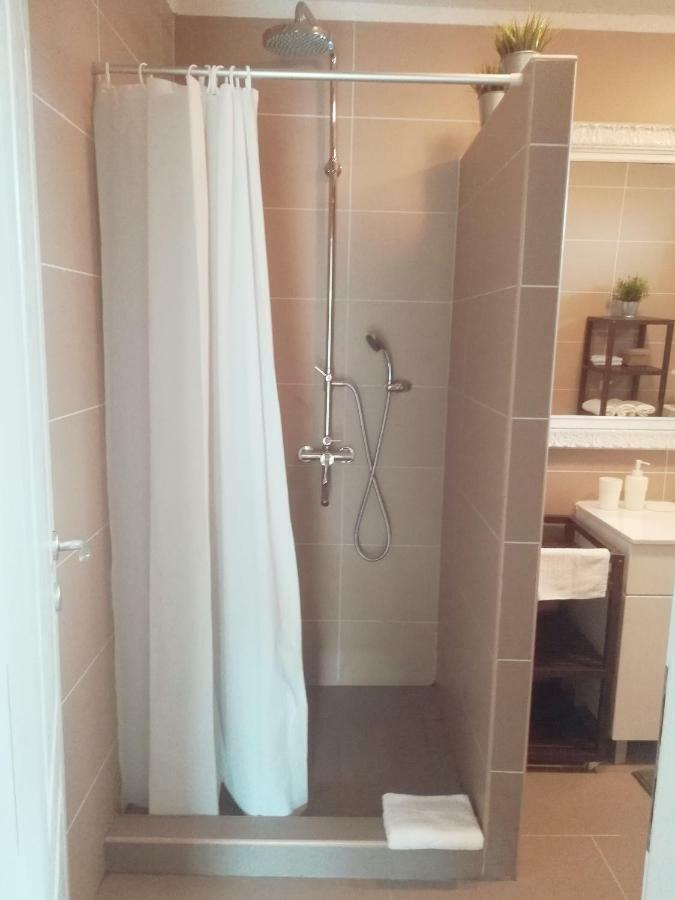فيلا House For Rent Paola Ražanac المظهر الخارجي الصورة