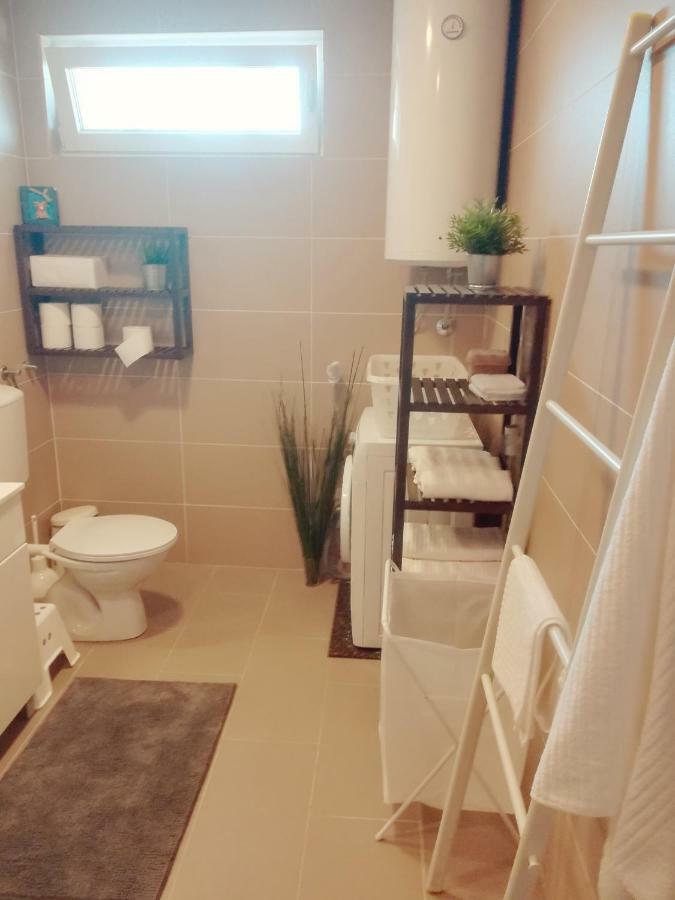 فيلا House For Rent Paola Ražanac المظهر الخارجي الصورة